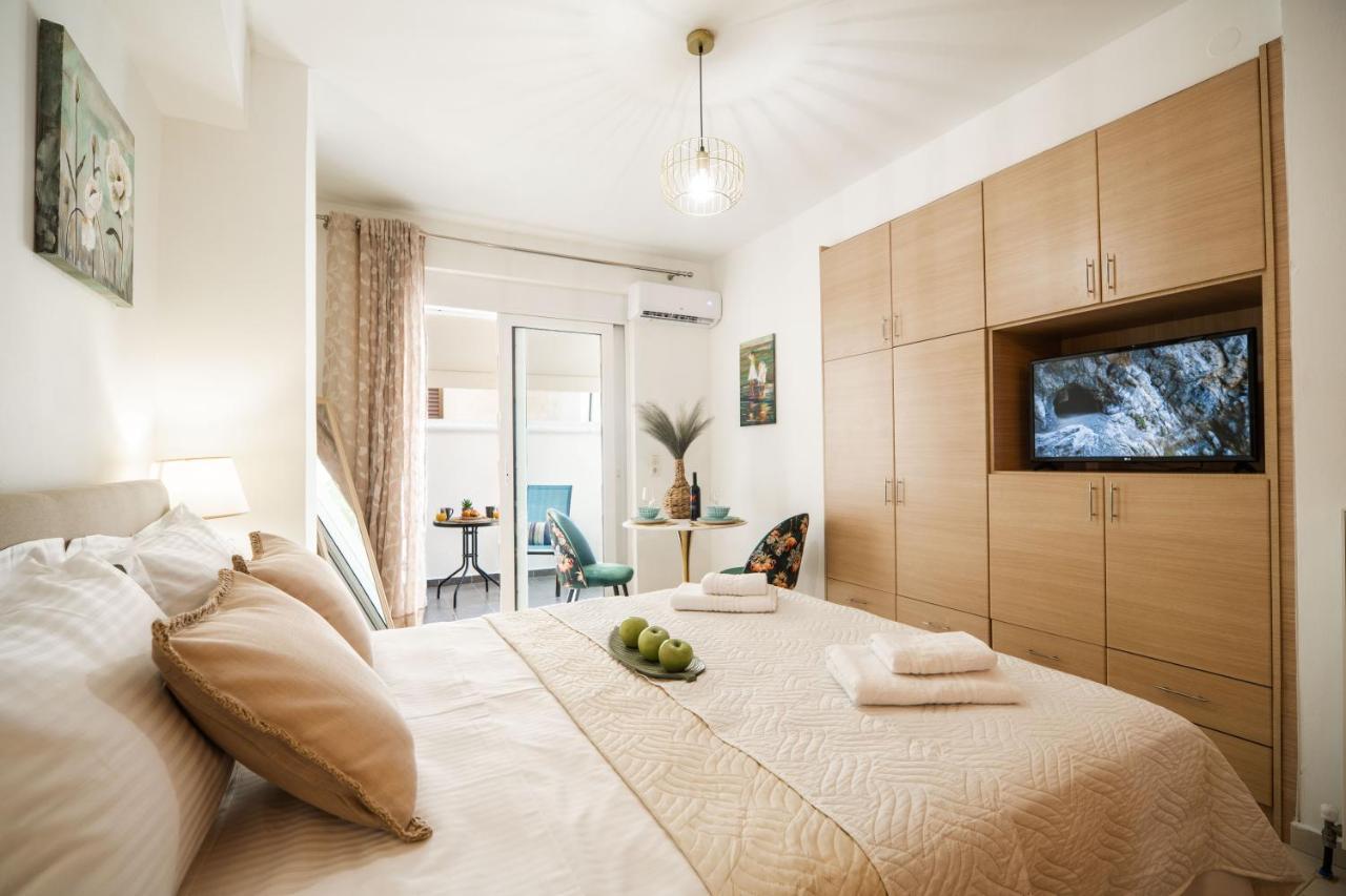 Myrtia Apartment Few Steps From The Sea Chrissi Akti Chania Exterior foto